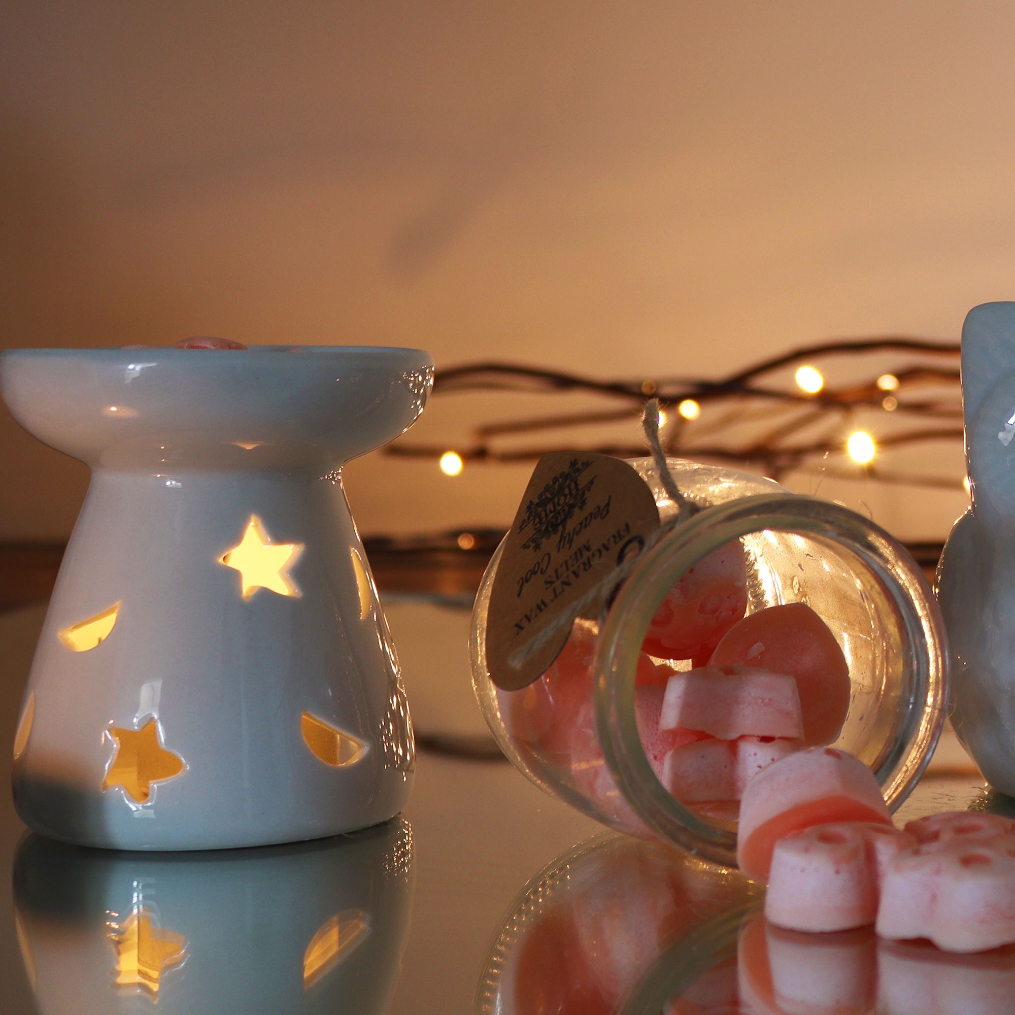 Classic White Oil Burner - Moon & Star